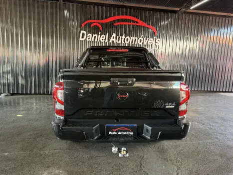 NISSAN Frontier 2.3 16V PRO4X CABINE DUPLA 4X4 BI-TURBO DIESEL AUTOM�TICO, Foto 5