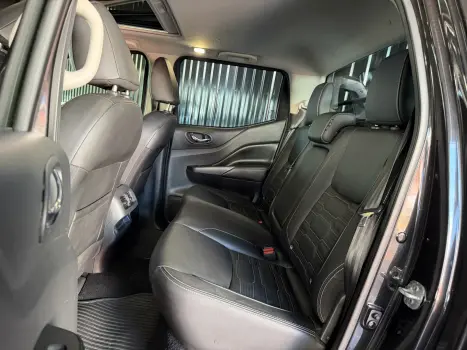 NISSAN Frontier 2.3 16V PRO4X CABINE DUPLA 4X4 BI-TURBO DIESEL AUTOM�TICO, Foto 11