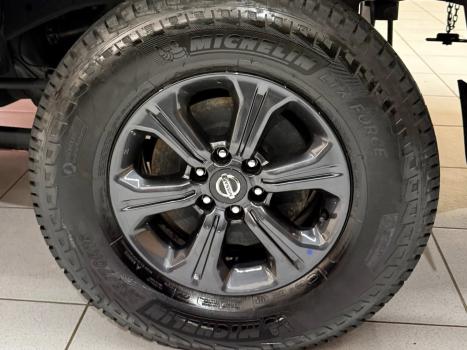 NISSAN Frontier 2.3 ATTACK CABINE DUPLA 4X4 BI-TURBO DIESEL AUTOM�TICO, Foto 15