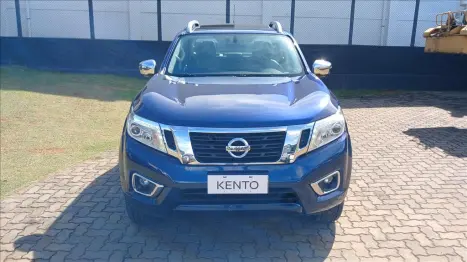 NISSAN Frontier 2.3 16V LE 4X4 CABINE DUPLA BI-TURBO DIESEL AUTOM�TICO, Foto 3