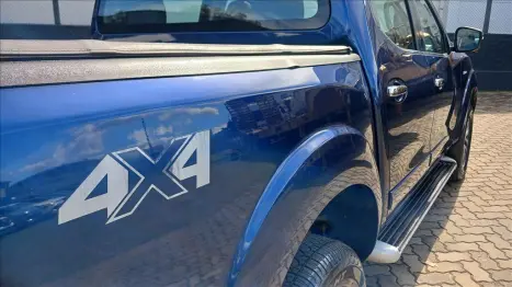 NISSAN Frontier 2.3 16V LE 4X4 CABINE DUPLA BI-TURBO DIESEL AUTOM�TICO, Foto 10