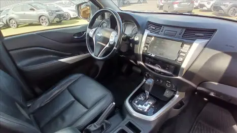 NISSAN Frontier 2.3 16V LE 4X4 CABINE DUPLA BI-TURBO DIESEL AUTOM�TICO, Foto 16