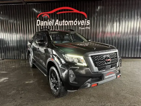 NISSAN Frontier 2.3 16V LE 4X4 CABINE DUPLA BI-TURBO DIESEL AUTOM�TICO, Foto 3