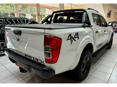 NISSAN Frontier 2.3 ATTACK CABINE DUPLA 4X4 BI-TURBO DIESEL AUTOM�TICO, Foto 6