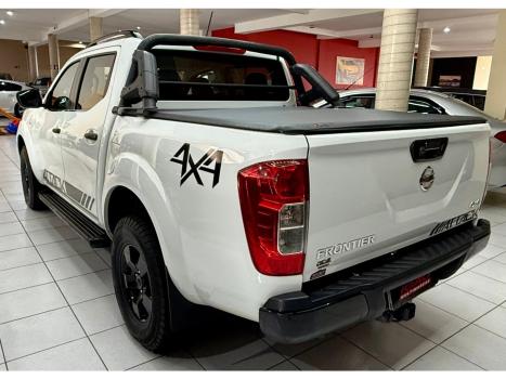 NISSAN Frontier 2.3 ATTACK CABINE DUPLA 4X4 BI-TURBO DIESEL AUTOM�TICO, Foto 8
