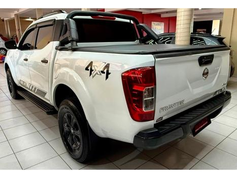 NISSAN Frontier 2.3 ATTACK CABINE DUPLA 4X4 BI-TURBO DIESEL AUTOM�TICO, Foto 8