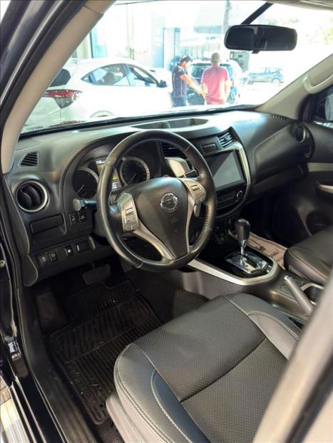 NISSAN Frontier 2.3 16V SE 4X4 CABINE DUPLA BI-TURBO DIESEL AUTOM�TICO, Foto 6