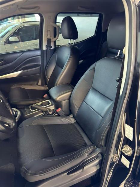 NISSAN Frontier 2.3 16V SE 4X4 CABINE DUPLA BI-TURBO DIESEL AUTOM�TICO, Foto 10