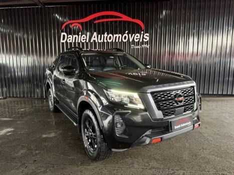 NISSAN Frontier 2.3 16V PRO4X CABINE DUPLA 4X4 BI-TURBO DIESEL AUTOMÁTICO, Foto 3