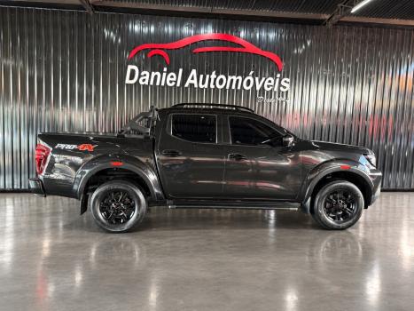 NISSAN Frontier 2.3 16V PRO4X CABINE DUPLA 4X4 BI-TURBO DIESEL AUTOMÁTICO, Foto 8