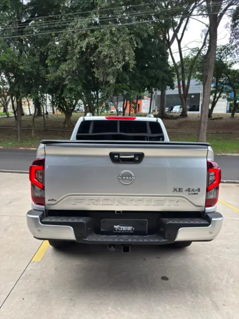 NISSAN Frontier 2.5 XE TURBO DIESEL CABINE DUPLA, Foto 7