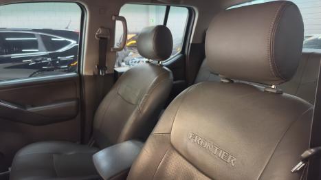 NISSAN Frontier 2.5 SE 4X4 TURBO DIESEL CABINE DUPLA, Foto 11