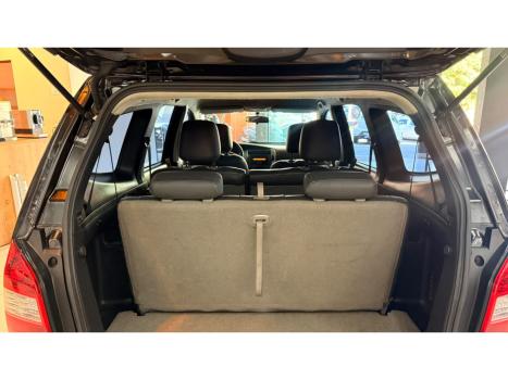 NISSAN Grand Livina 1.8 16V 4P FLEX S, Foto 8