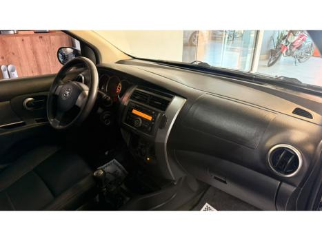 NISSAN Grand Livina 1.8 16V 4P FLEX S, Foto 9