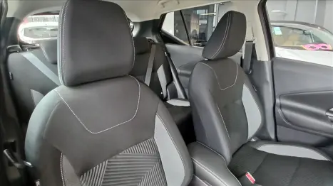 NISSAN Kait 1.6 16V 4P FLEX ADVANCE PLUS XTRONIC AUTOM�TICO, Foto 8