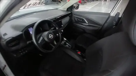 NISSAN Kait 1.6 16V 4P FLEX SENSE PLUS XTRONIC AUTOM�TICO, Foto 5