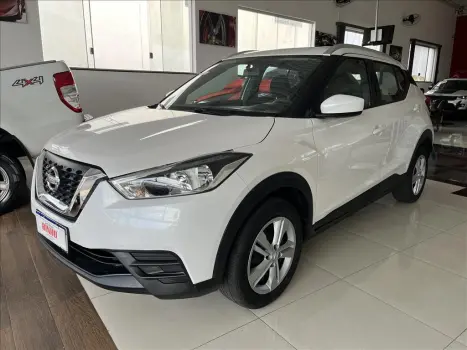 NISSAN Kicks 1.6 16V 4P FLEXSTART S X-TRONIC AUTOMÁTICO CVT, Foto 2 NISSAN Kicks 1.6 16V 4P FLEXSTART S X-TRONIC AUTOMÁTICO CVT, Foto 2