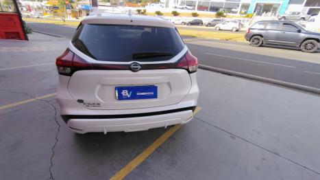 NISSAN Kicks 1.6 16V 4P FLEXSTART EXCLUSIVE XTRONIC AUTOMTICO CVT, Foto 7