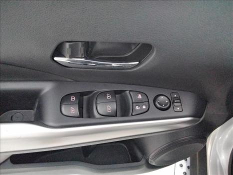 NISSAN Kicks 1.6 16V 4P FLEXSTART S X-TRONIC AUTOMTICO CVT, Foto 13