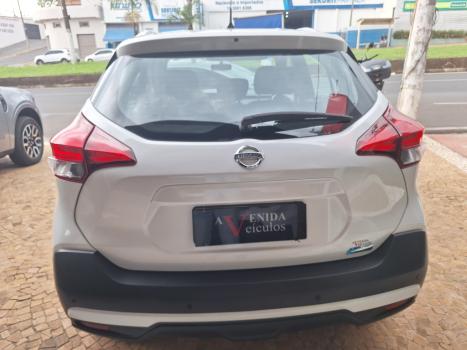 NISSAN Kicks 1.6 16V 4P FLEXSTART S DIRECT X-TRONIC AUTOMTICO CVT, Foto 4