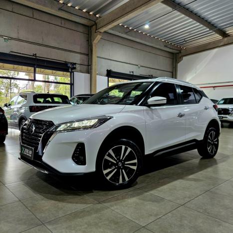 NISSAN Kicks 1.6 16V 4P FLEXSTART EXCLUSIVE XTRONIC AUTOMTICO CVT, Foto 3