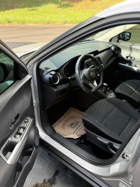 NISSAN Kicks 1.6 16V 4P FLEXSTART ADVANCE XTRONIC AUTOM�TICO CVT, Foto 4