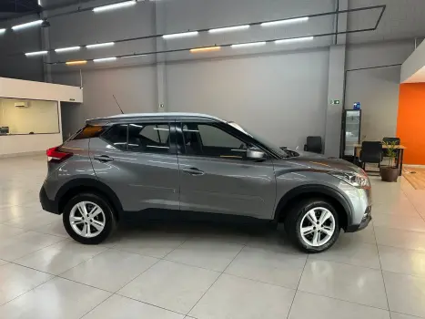 NISSAN Kicks 1.6 16V 4P FLEXSTART S DIRECT X-TRONIC AUTOM�TICO CVT, Foto 2