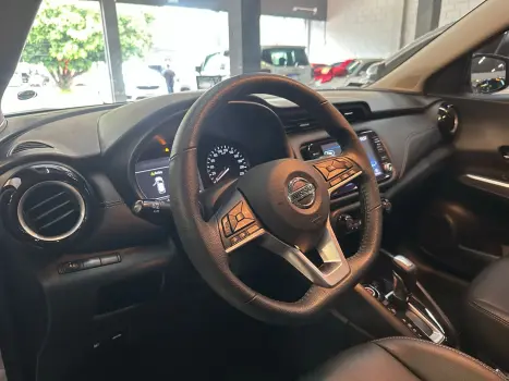 NISSAN Kicks 1.6 16V 4P FLEXSTART EXCLUSIVE XTRONIC AUTOM�TICO CVT, Foto 10