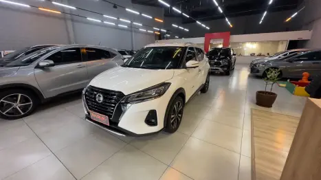 NISSAN Kicks 1.6 16V 4P FLEXSTART EXCLUSIVE XTRONIC AUTOM�TICO CVT, Foto 14