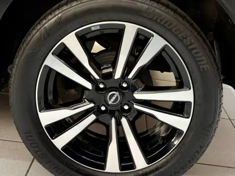 NISSAN Kicks 1.6 16V 4P FLEXSTART EXCLUSIVE XTRONIC AUTOM�TICO CVT, Foto 15