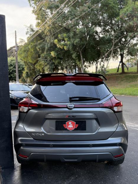 NISSAN Kicks 1.6 16V 4P FLEXSTART XPLAY XTRONIC AUTOM�TICO CVT, Foto 4