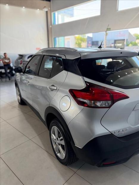 NISSAN Kicks 1.6 16V 4P FLEXSTART S DIRECT X-TRONIC AUTOM�TICO CVT, Foto 11