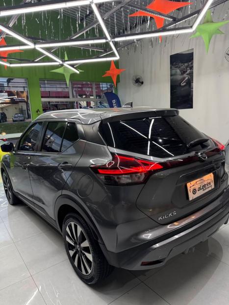 NISSAN Kicks 1.6 16V 4P FLEXSTART ADVANCE PLUS XTRONIC AUTOM�TICO CVT, Foto 2