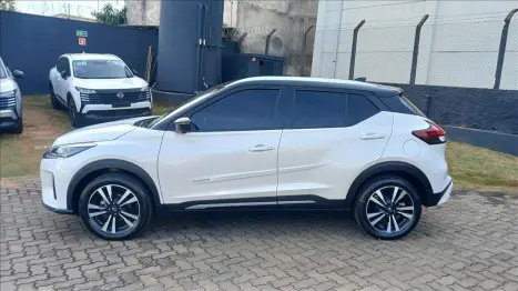 NISSAN Kicks 1.6 16V 4P FLEXSTART EXCLUSIVE XTRONIC AUTOM�TICO CVT, Foto 5