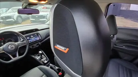 NISSAN Kicks 1.6 16V 4P FLEXSTART EXCLUSIVE XTRONIC AUTOM�TICO CVT, Foto 15