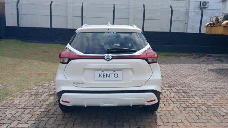 NISSAN Kicks 1.6 16V 4P FLEXSTART EXCLUSIVE XTRONIC AUTOM�TICO CVT, Foto 3