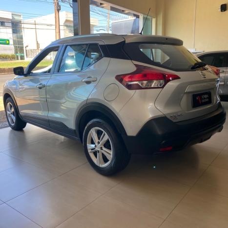 NISSAN Kicks 1.6 16V 4P FLEXSTART S X-TRONIC AUTOM�TICO CVT, Foto 4