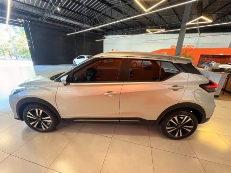 NISSAN Kicks 1.6 16V 4P FLEXSTART EXCLUSIVE XTRONIC AUTOM�TICO CVT, Foto 4