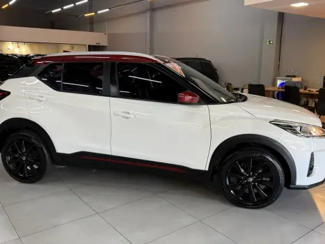 NISSAN Kicks 1.6 16V 4P FLEXSTART XPLAY XTRONIC AUTOM�TICO CVT, Foto 15