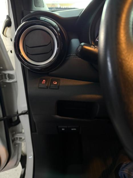 NISSAN Kicks 1.6 16V 4P FLEX SV X-TRONIC AUTOMÁTICO CVT, Foto 10