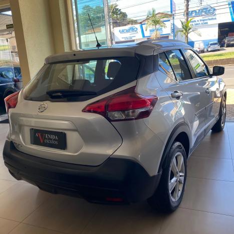 NISSAN Kicks 1.6 16V 4P FLEXSTART S X-TRONIC AUTOMÁTICO CVT, Foto 8