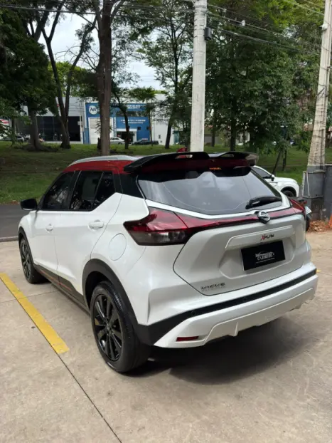 NISSAN Kicks 1.6 16V 4P FLEXSTART XPLAY XTRONIC AUTOMÁTICO CVT, Foto 9