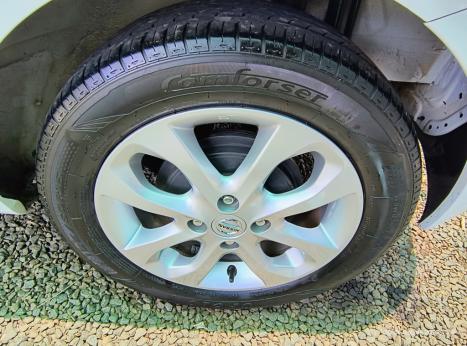 NISSAN March 1.0 12V 4P SV FLEX, Foto 4