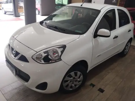 NISSAN March 1.0 12V 4P S FLEX, Foto 3