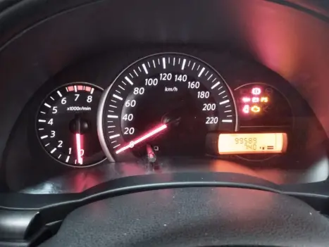 NISSAN March 1.0 12V 4P S FLEX, Foto 8