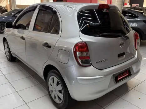 NISSAN March 1.0 16V 4P FLEX, Foto 8