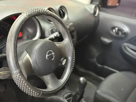 NISSAN March 1.0 16V 4P FLEX, Foto 11