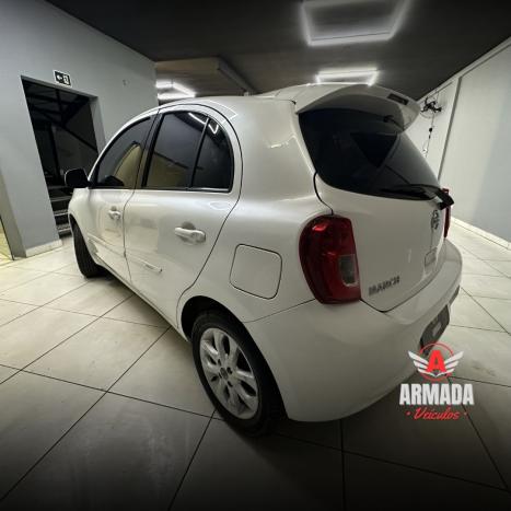 NISSAN March 1.0 16V 4P SV FLEX, Foto 4