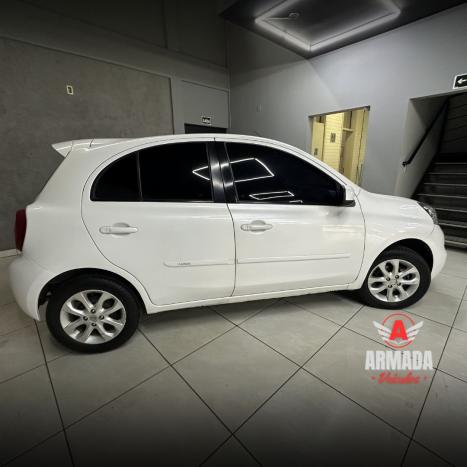 NISSAN March 1.0 16V 4P SV FLEX, Foto 6