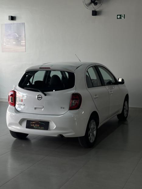 NISSAN March 1.0 16V 4P SV FLEX, Foto 6